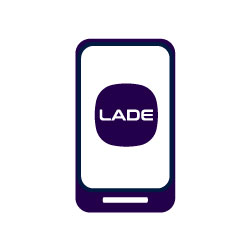 Handy mit LADE Logo im Display